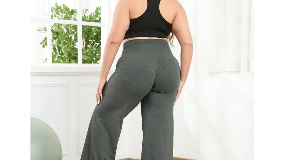 plus size yoga inclusive
